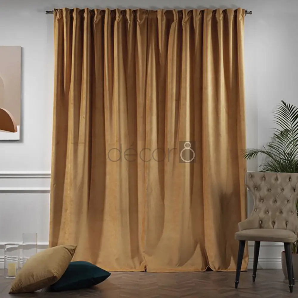 velvet_curtains_-_apricot_gold